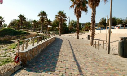Resale - Bungalow - Pilar de la Horadada - Mil Palmeras