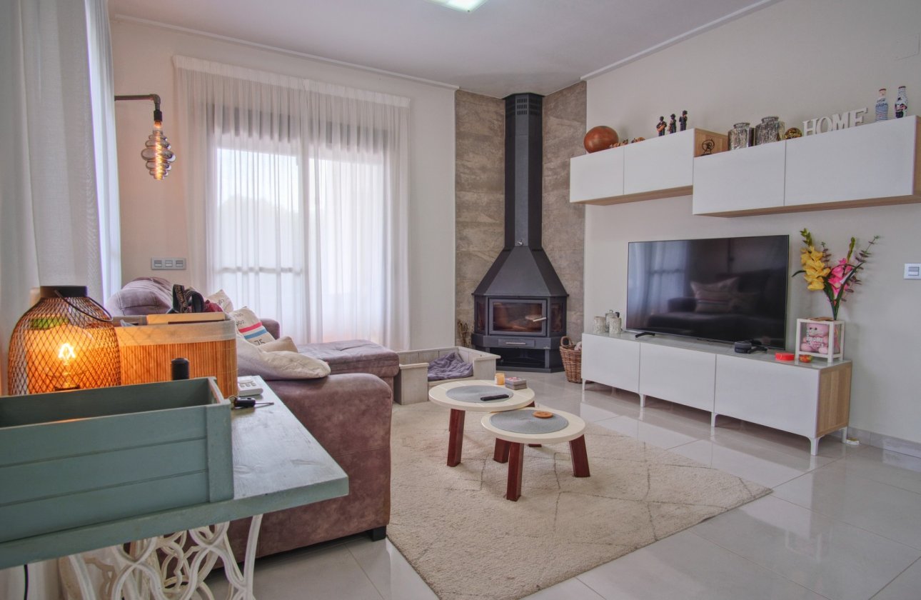 Resale - Commercial (Freehold) - Dolores - Dolores - Country