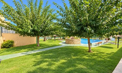 Resale - Bungalow - Torrevieja - Torreblanca