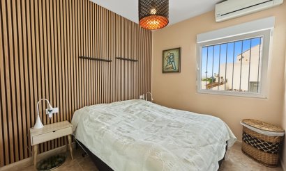 Resale - Bungalow - Orihuela Costa - Lomas de Don Juan