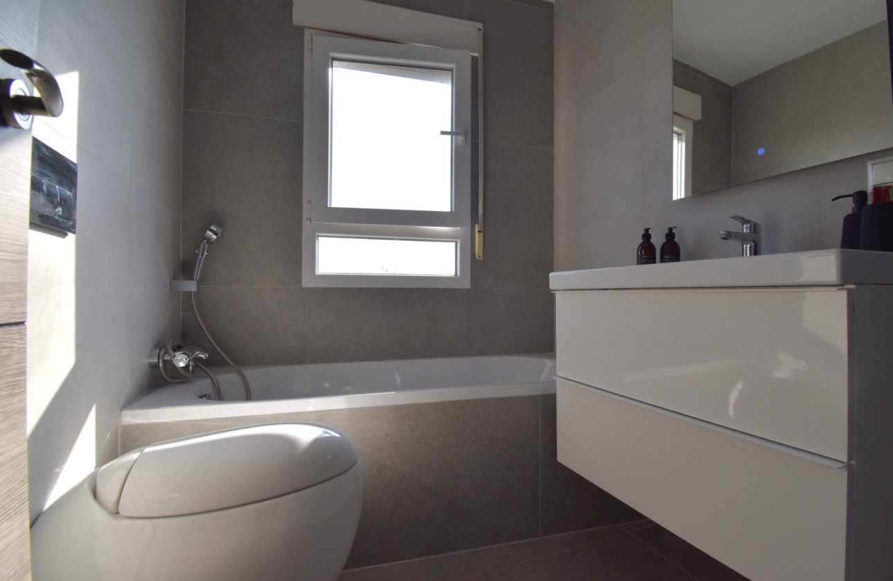 Reventa - Apartamento / piso - Orihuela Costa - Las Filipinas