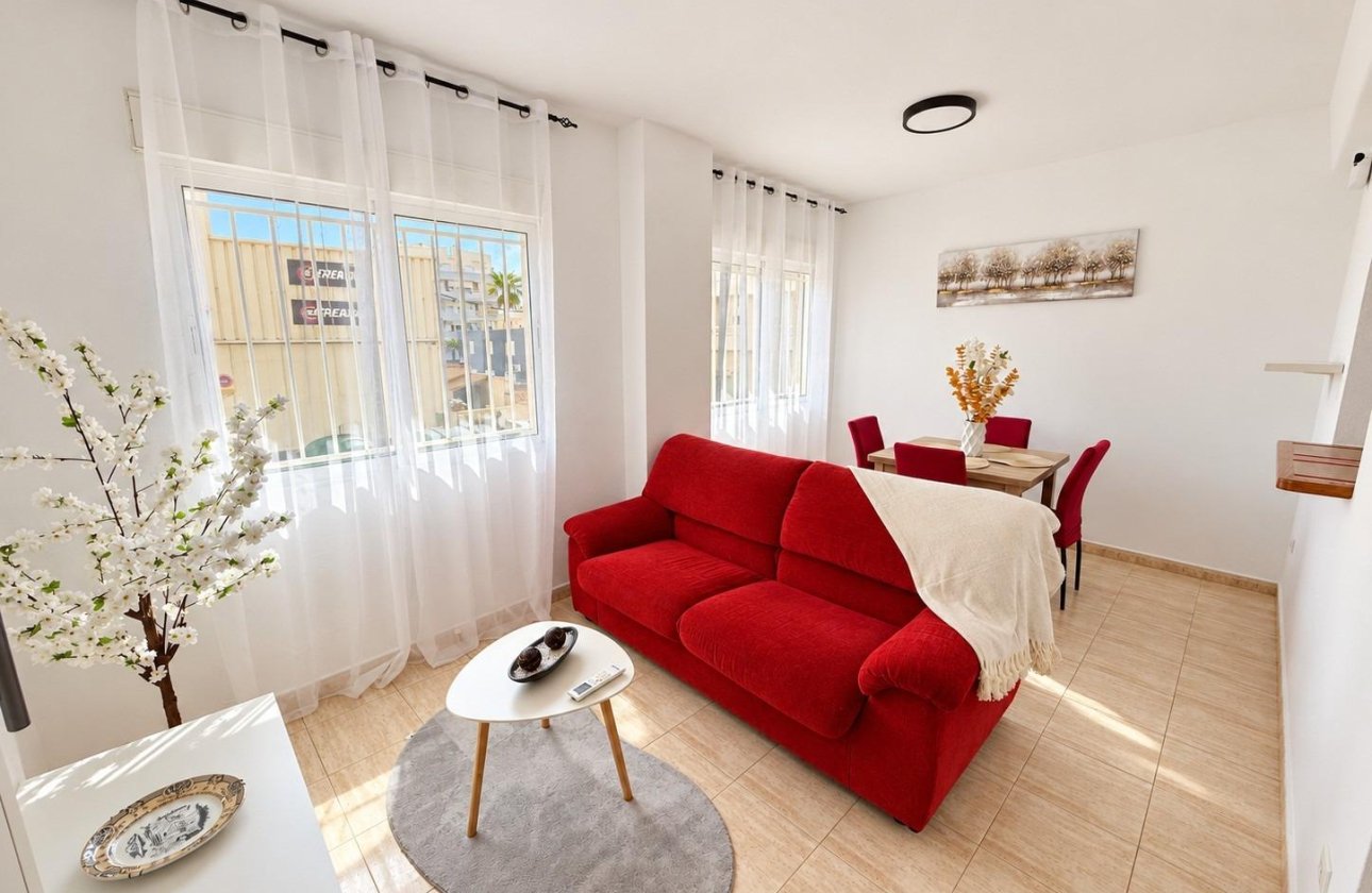 Resale - Apartment / flat - Torrevieja - Centro