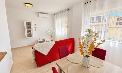 Resale - Apartment / flat - Torrevieja - Centro