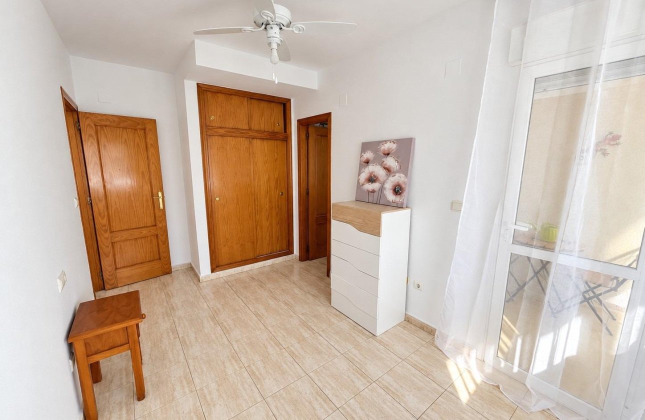 Resale - Apartment / flat - Torrevieja - Centro