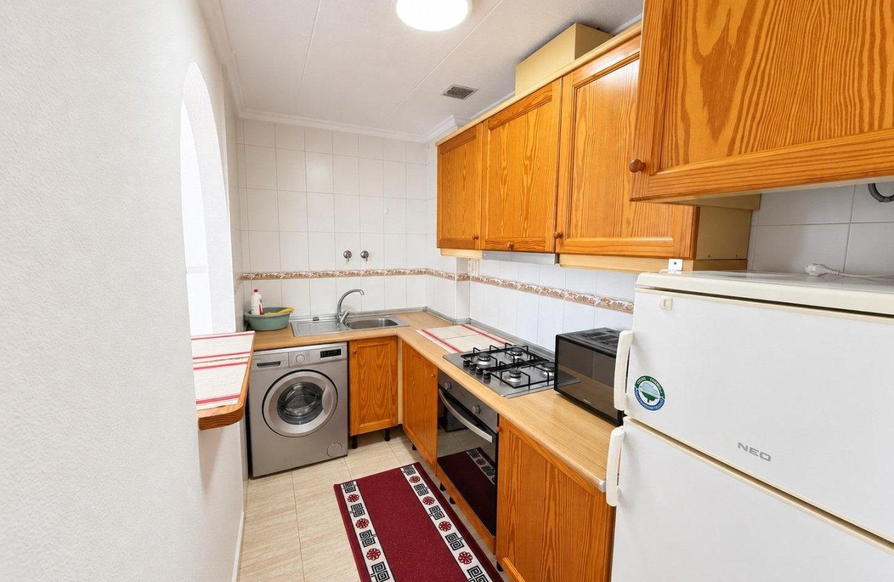 Resale - Apartment / flat - Torrevieja - Centro