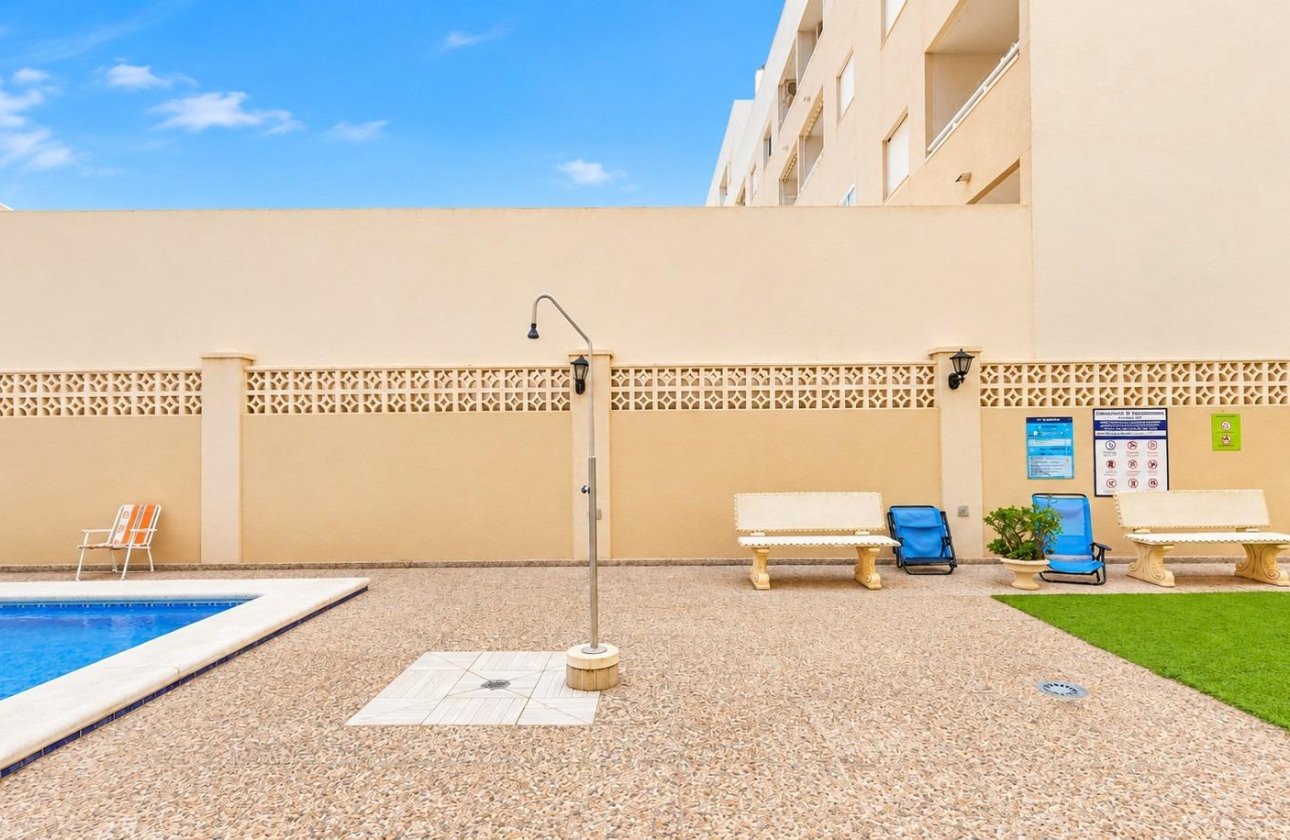 Resale - Apartment / flat - Torrevieja - Centro