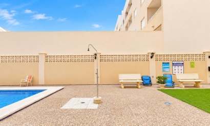Resale - Apartment / flat - Torrevieja - Centro