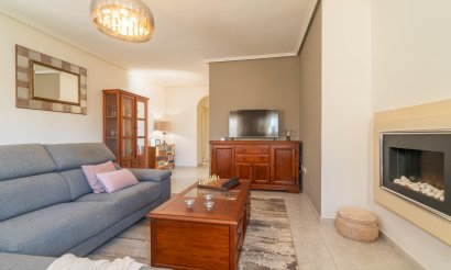 Reventa - Villa - Orihuela Costa - Playa Flamenca