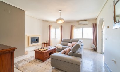 Reventa - Villa - Orihuela Costa - Playa Flamenca