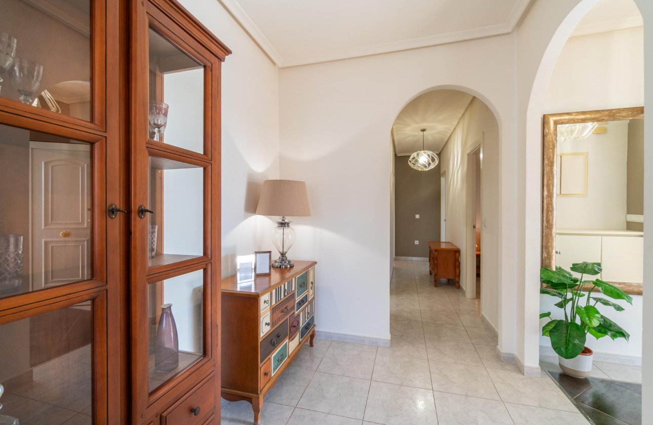 Reventa - Villa - Orihuela Costa - Playa Flamenca
