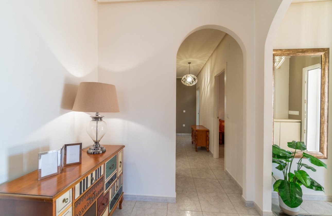 Reventa - Villa - Orihuela Costa - Playa Flamenca