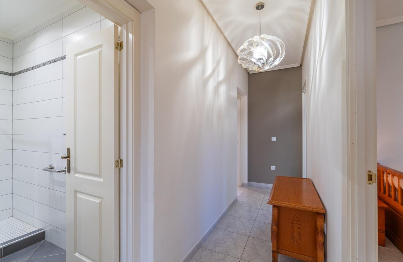 Reventa - Villa - Orihuela Costa - Playa Flamenca