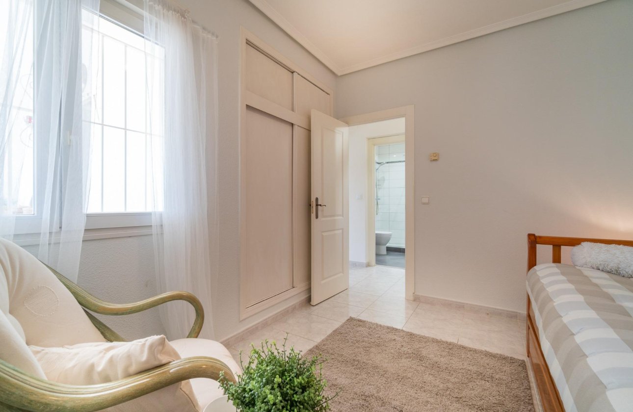 Reventa - Villa - Orihuela Costa - Playa Flamenca