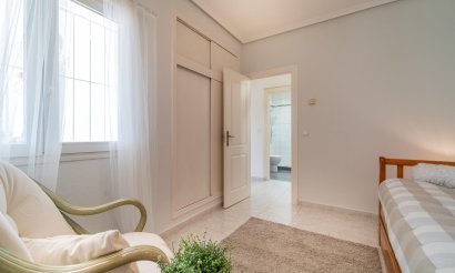 Reventa - Villa - Orihuela Costa - Playa Flamenca