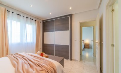 Reventa - Villa - Orihuela Costa - Playa Flamenca