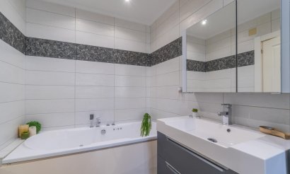 Reventa - Villa - Orihuela Costa - Playa Flamenca