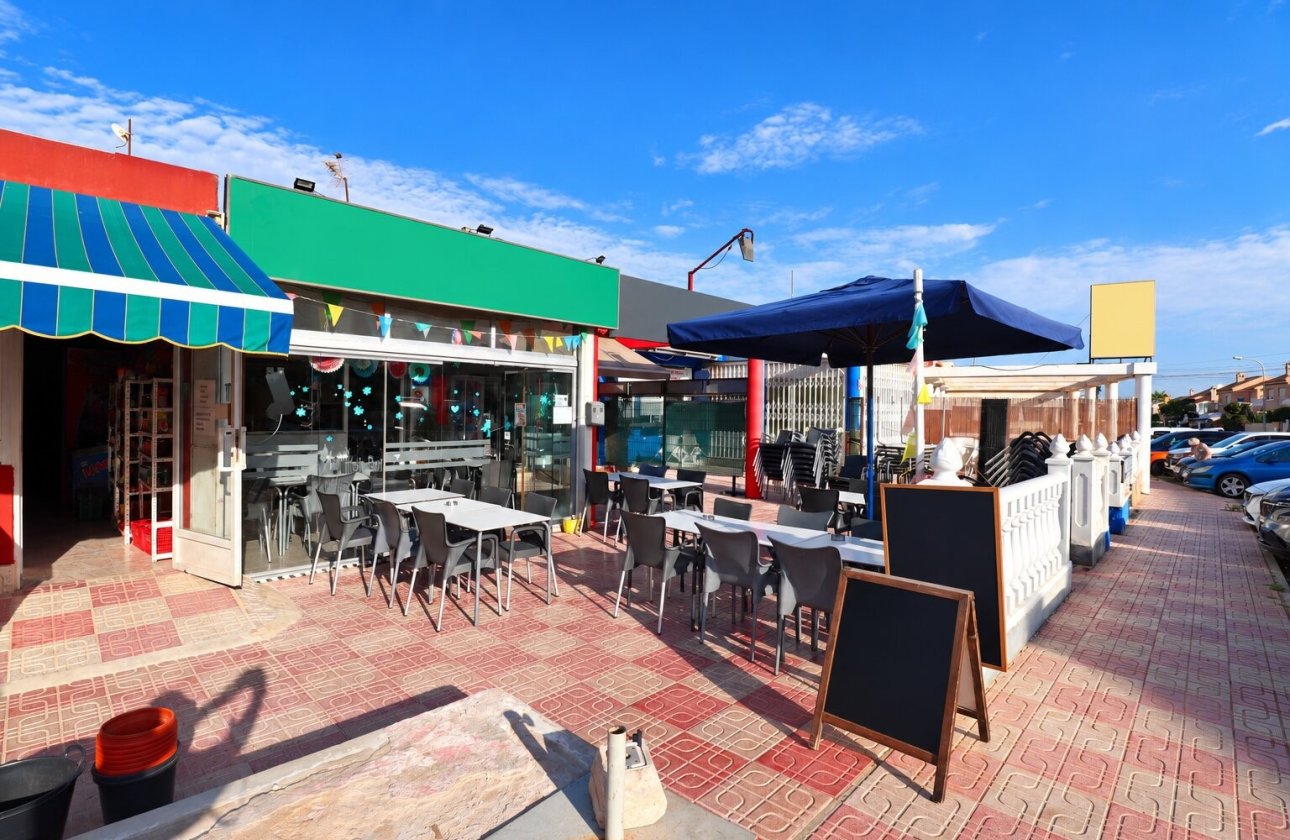 Reventa - Commercial (Freehold) - Torrevieja - El Chaparral