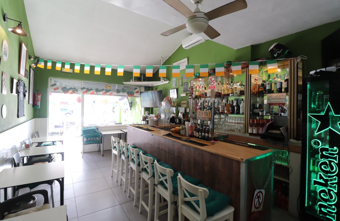 Reventa - Commercial (Freehold) - Torrevieja - El Chaparral