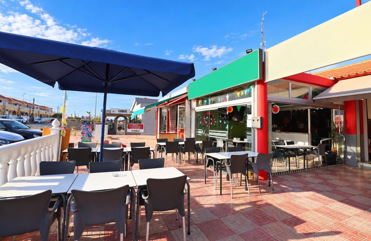 Reventa - Commercial (Freehold) - Torrevieja - El Chaparral