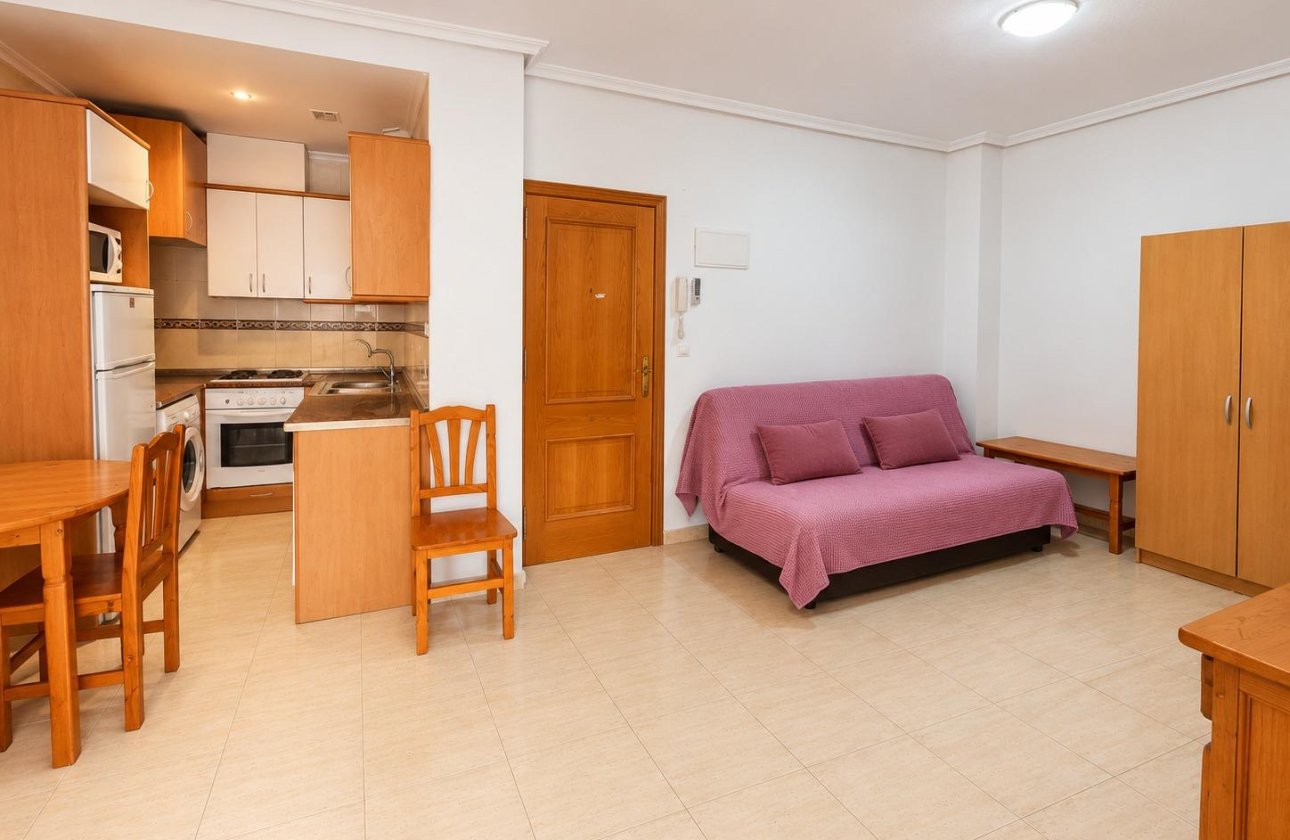 Resale - Studio - Torrevieja - Estacion de autobuses