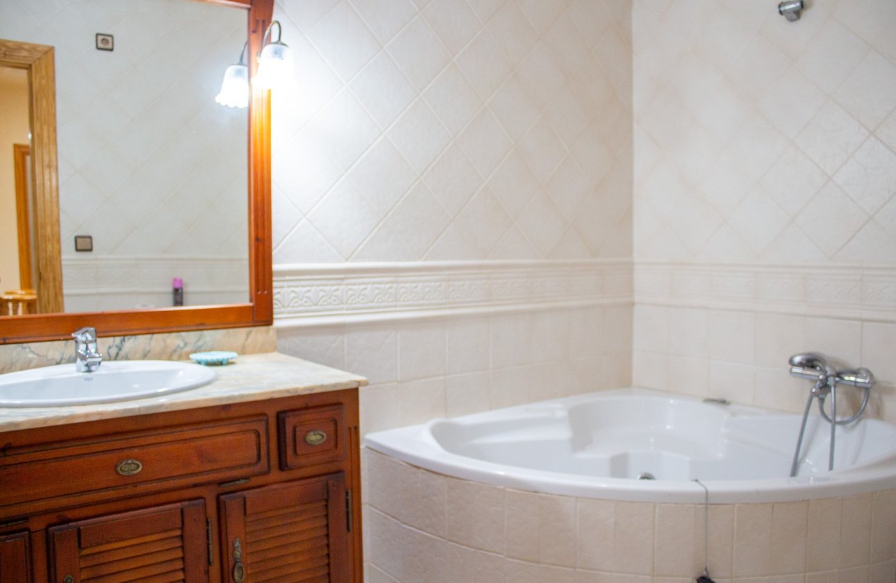 Resale - Apartment / flat - Guardamar del Segura