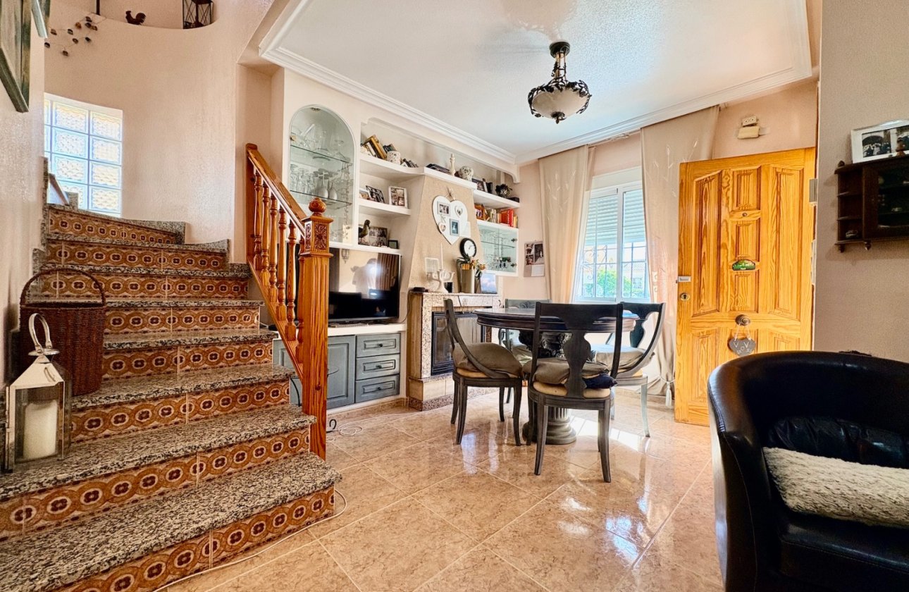 Reventa - Villa - Orihuela Costa - Playa Flamenca
