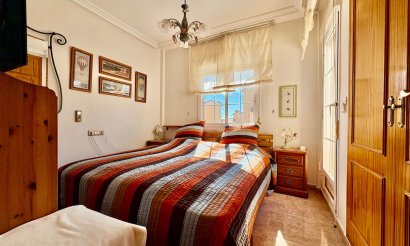 Reventa - Villa - Orihuela Costa - Playa Flamenca