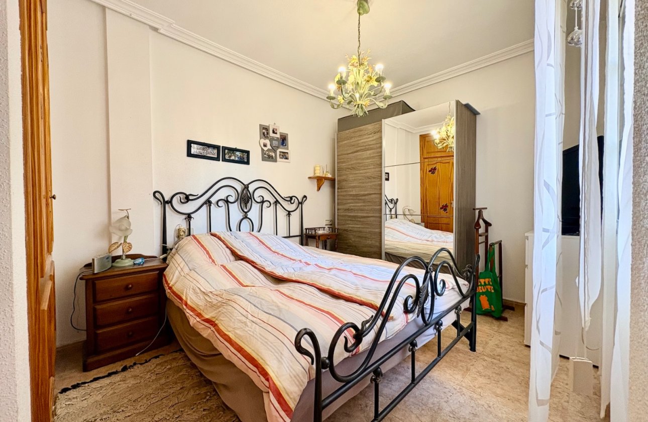 Reventa - Villa - Orihuela Costa - Playa Flamenca