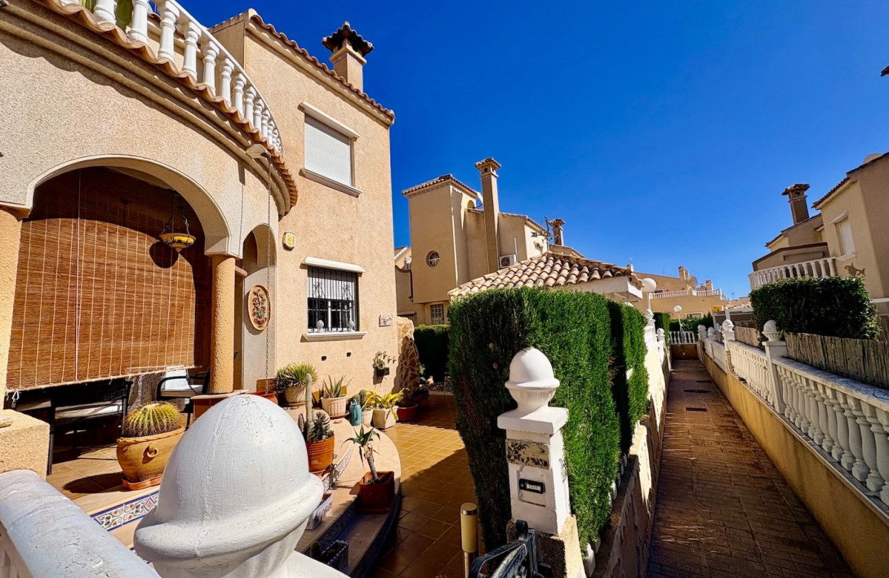 Reventa - Villa - Orihuela Costa - Playa Flamenca