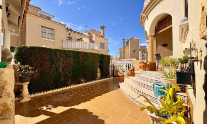 Reventa - Villa - Orihuela Costa - Playa Flamenca