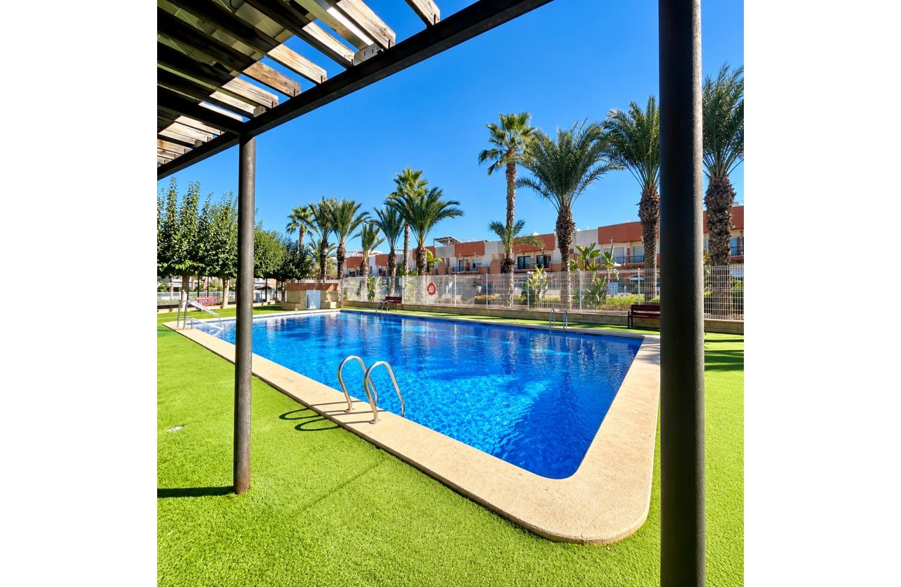 Resale - Villa - Orihuela Costa - Villamartín