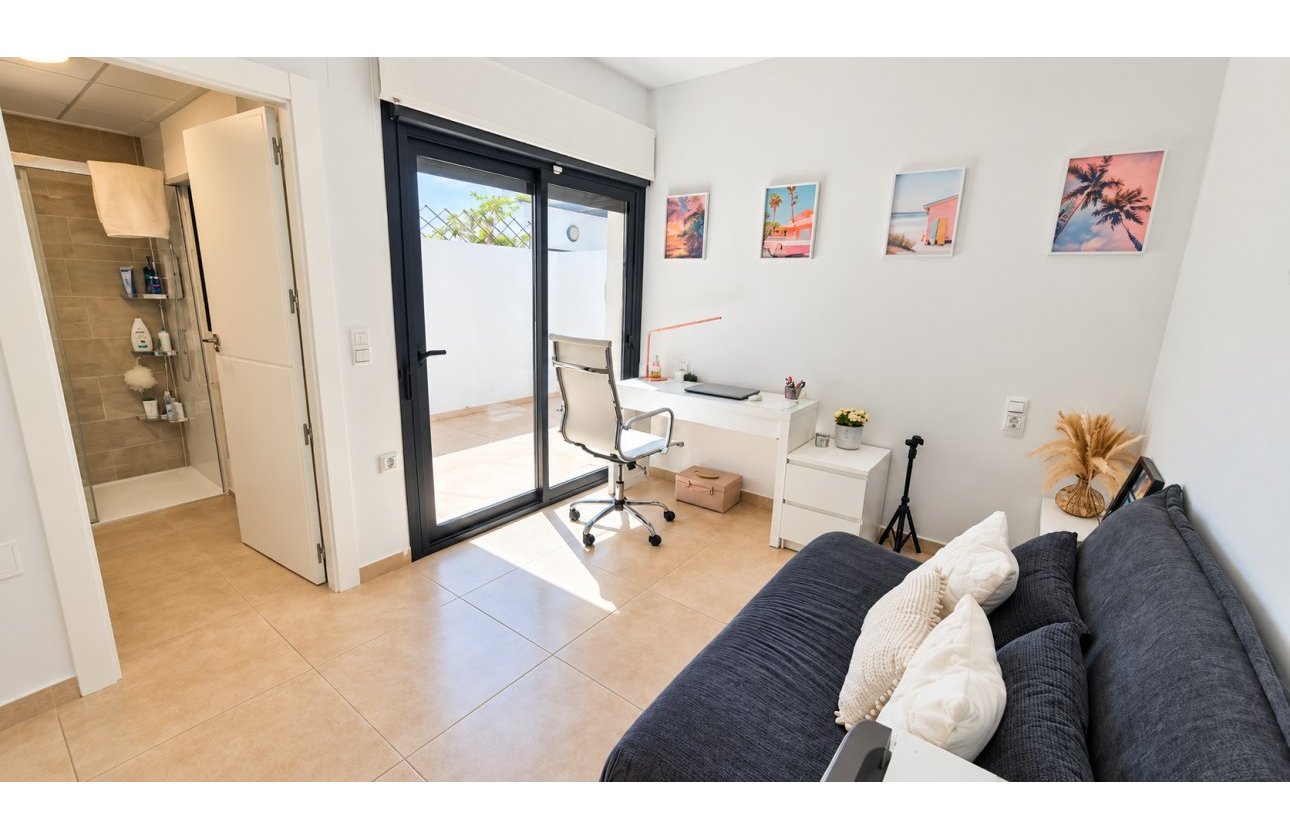 Resale - Villa - Orihuela Costa - Villamartín
