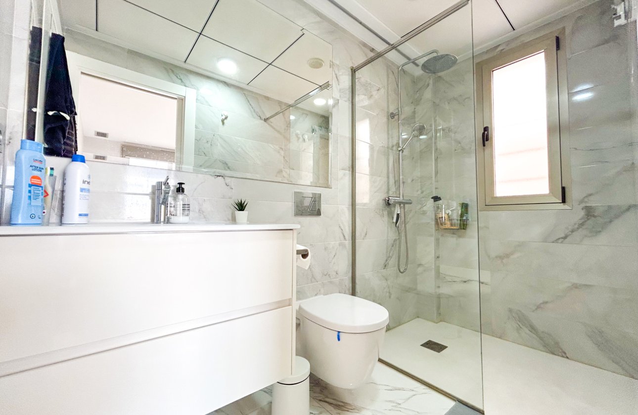 Resale - Villa - Orihuela Costa - Villamartin