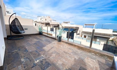 Resale - Villa - Orihuela Costa - Villamartin