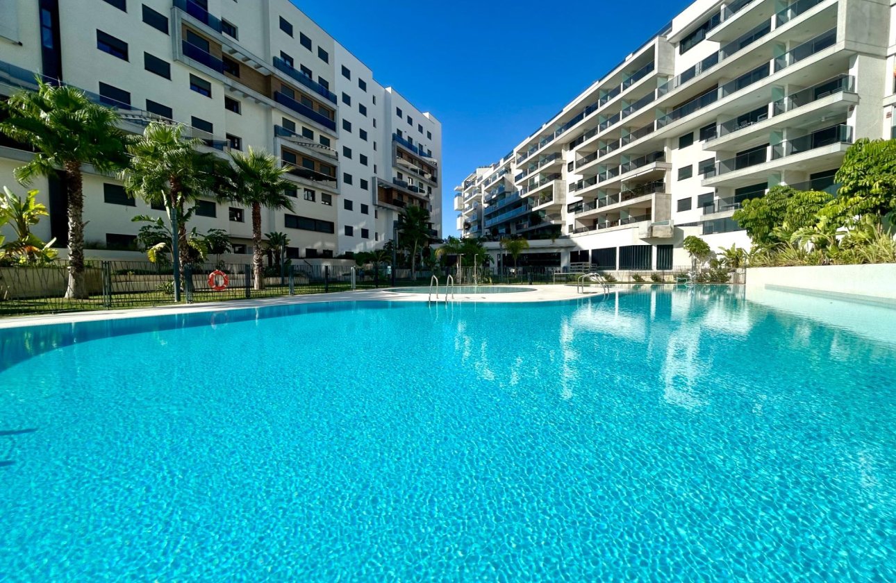 Resale - Apartment / flat - Orihuela Costa - Altos de Campoamor