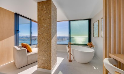 Resale - Apartment / flat - Torrevieja - Playa del Acequión