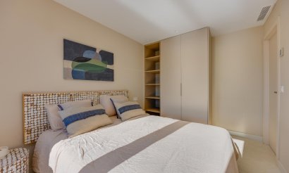 Resale - Apartment / flat - Torrevieja - Playa del Acequión
