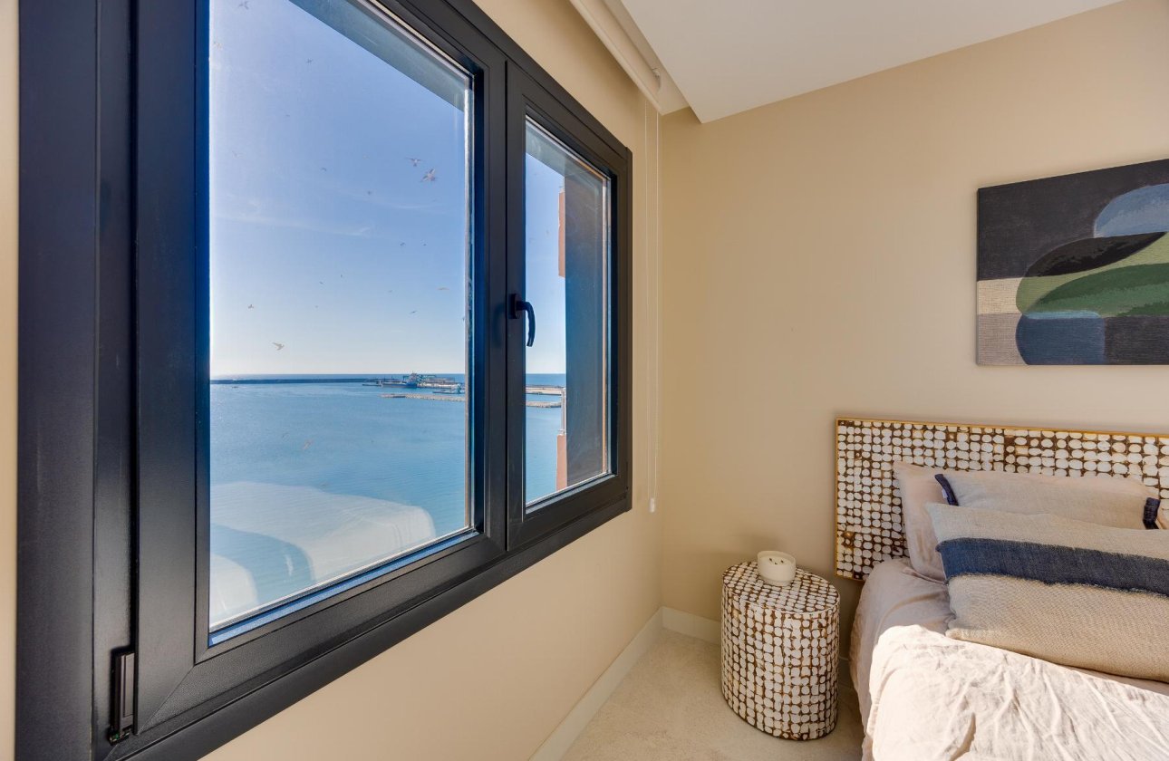 Resale - Apartment / flat - Torrevieja - Playa del Acequión