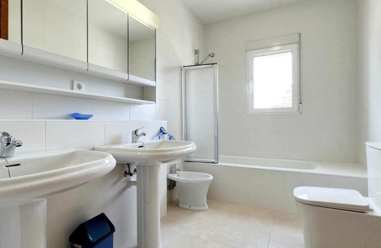 Revente - Villa - Orihuela Costa - La Zenia