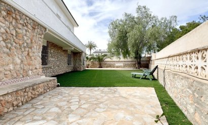 Revente - Villa - Orihuela Costa - La Zenia
