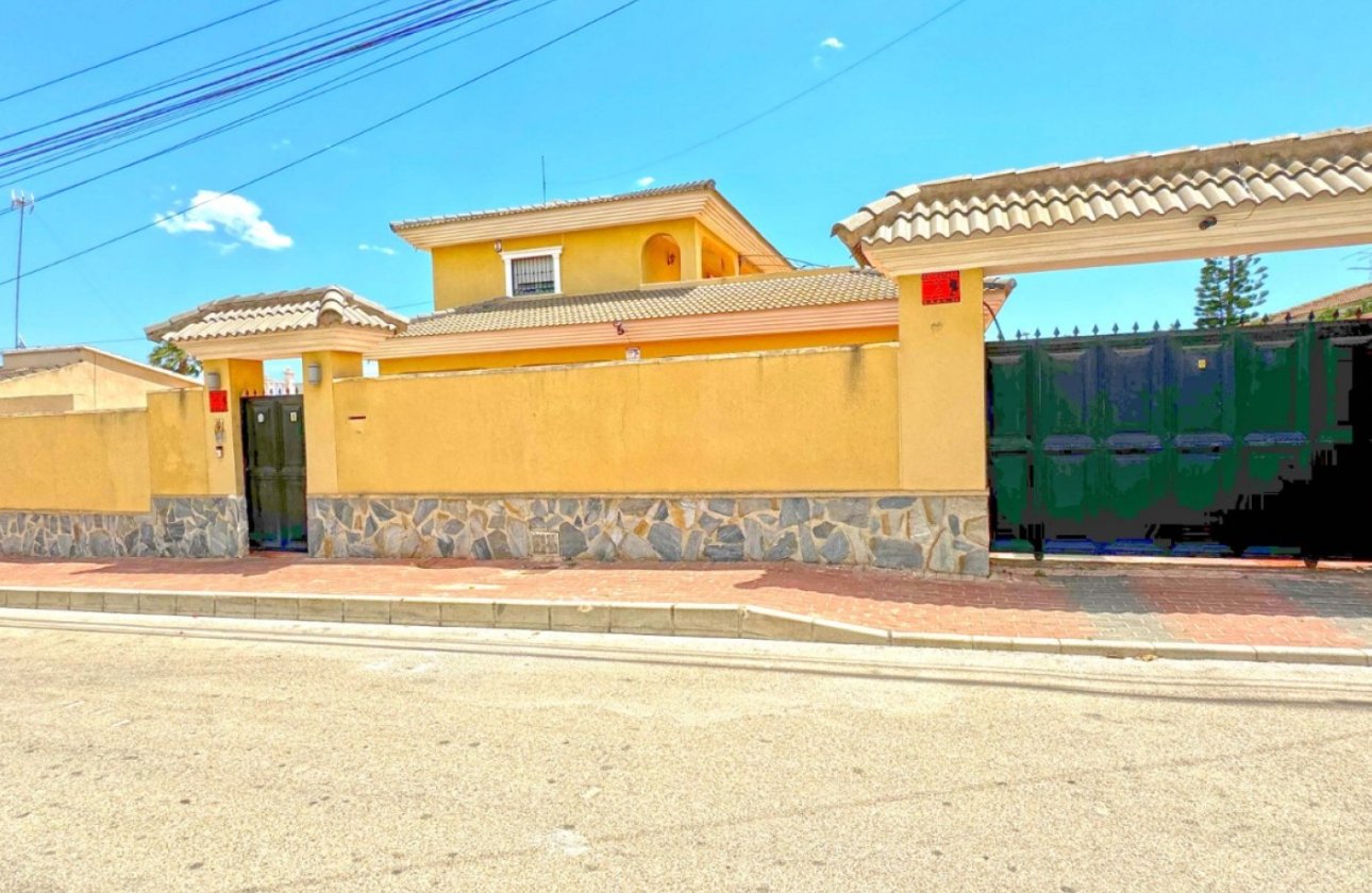 Revente - Villa - Torrevieja - Los Balcones - Los Altos del Edén