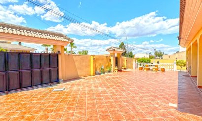 Revente - Villa - Torrevieja - Los Balcones - Los Altos del Edén