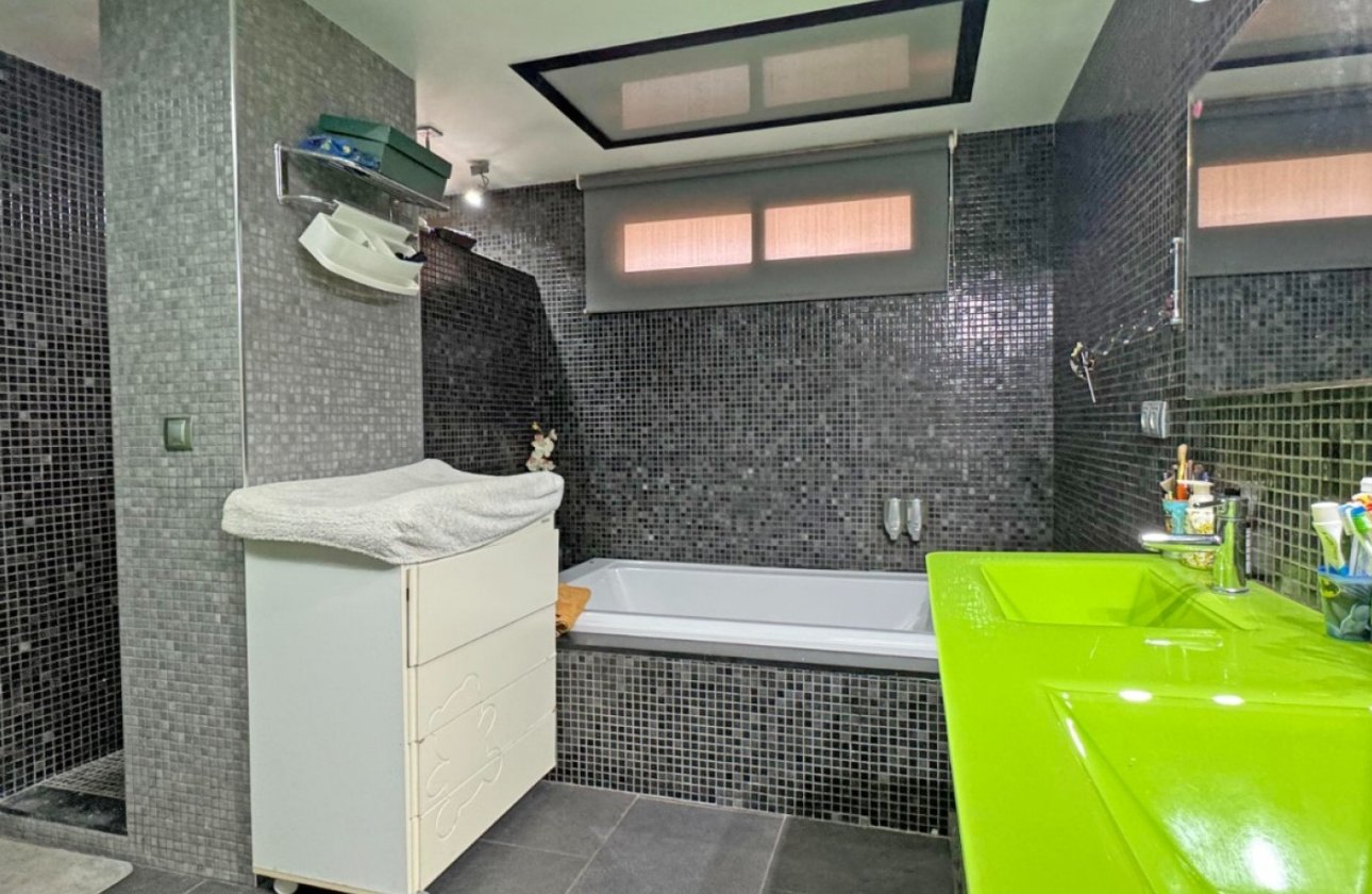 Reventa - Apartamento / piso - Torrevieja - Playa del Cura