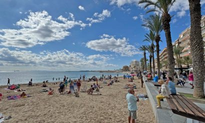 Reventa - Apartamento / piso - Torrevieja - Playa del Cura