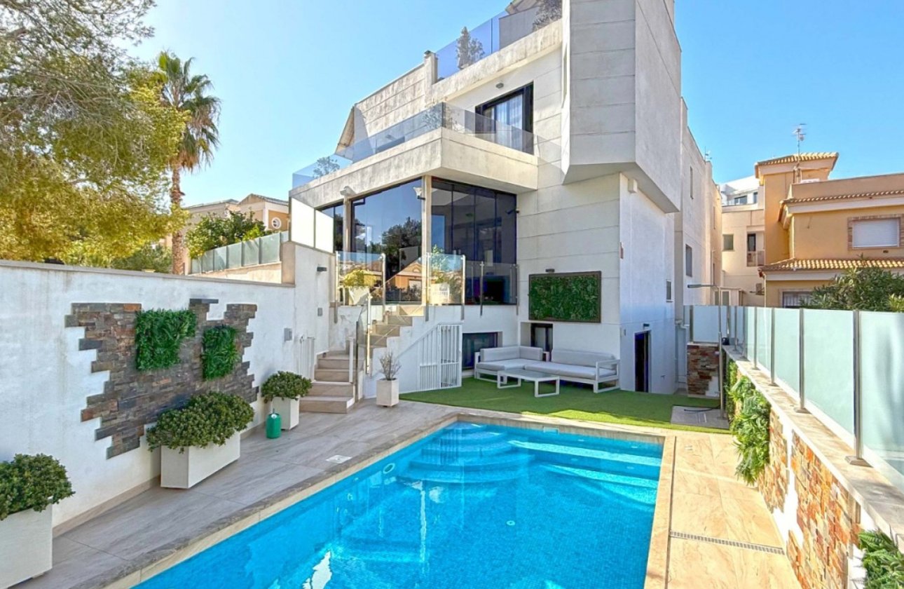 Revente - Villa - Orihuela Costa - Villamartín