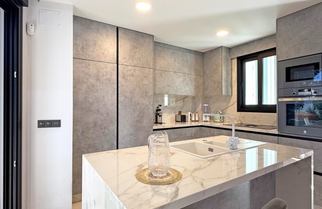 Revente - Villa - Orihuela Costa - Villamartín