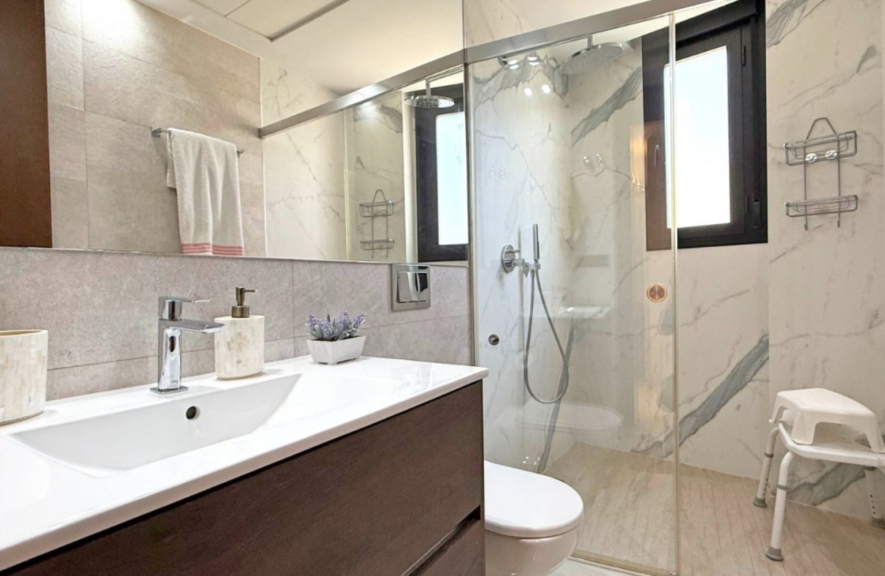 Revente - Villa - Orihuela Costa - Villamartín