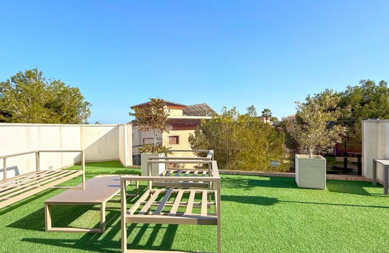 Revente - Villa - Orihuela Costa - Villamartín
