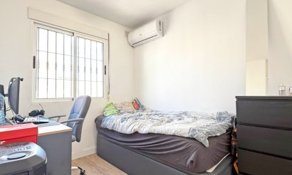 Revente - Maison de ville - Torrevieja