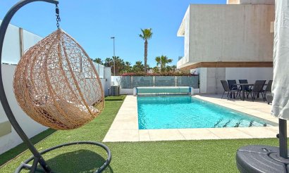 Revente - Villa - Orihuela Costa - Villamartín